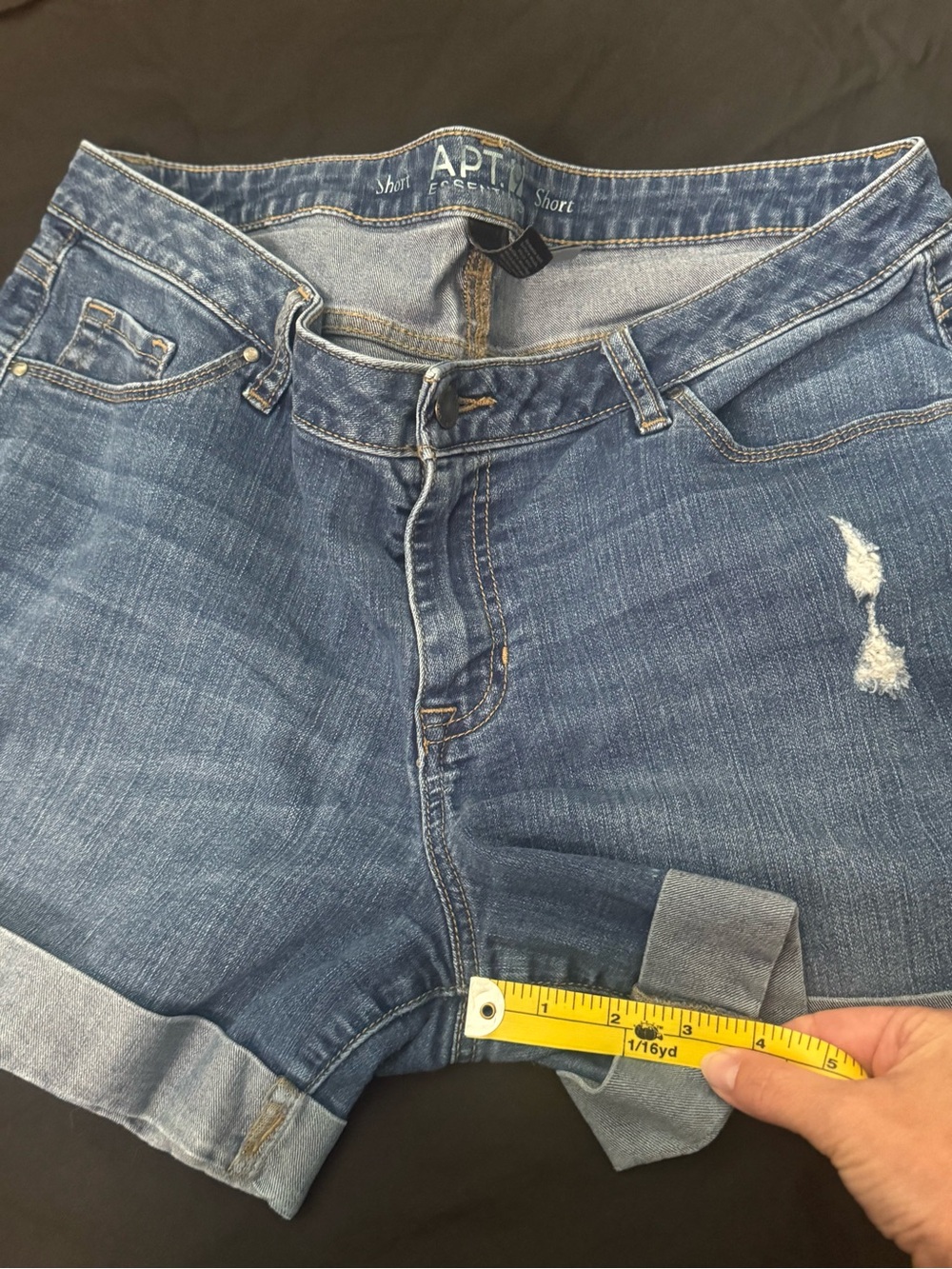 Apt. 9 Light Blue Denim Women's Roll-Cuff Shorts